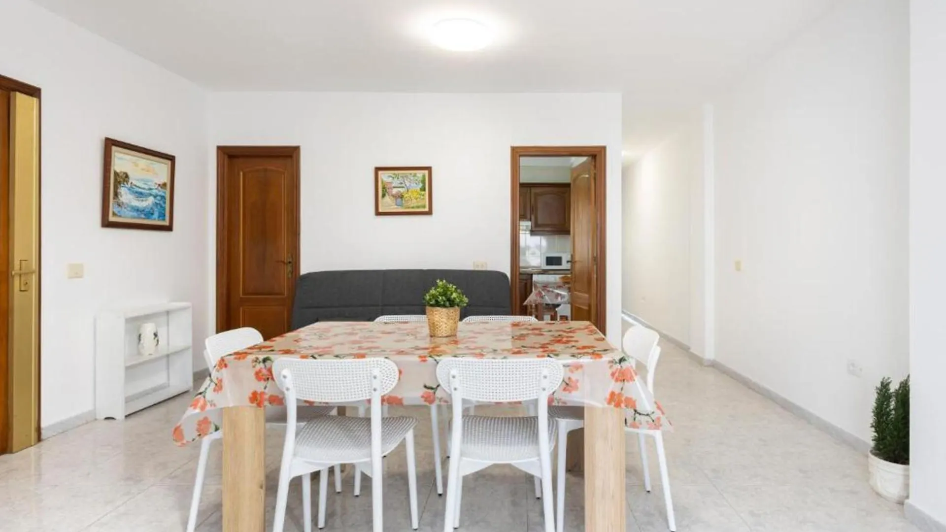 Live Santa Cruz Guigou Apartment Spain